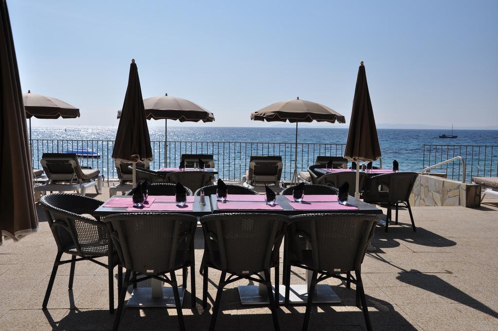 Hotel De La Plage Le Lavandou Exterior foto